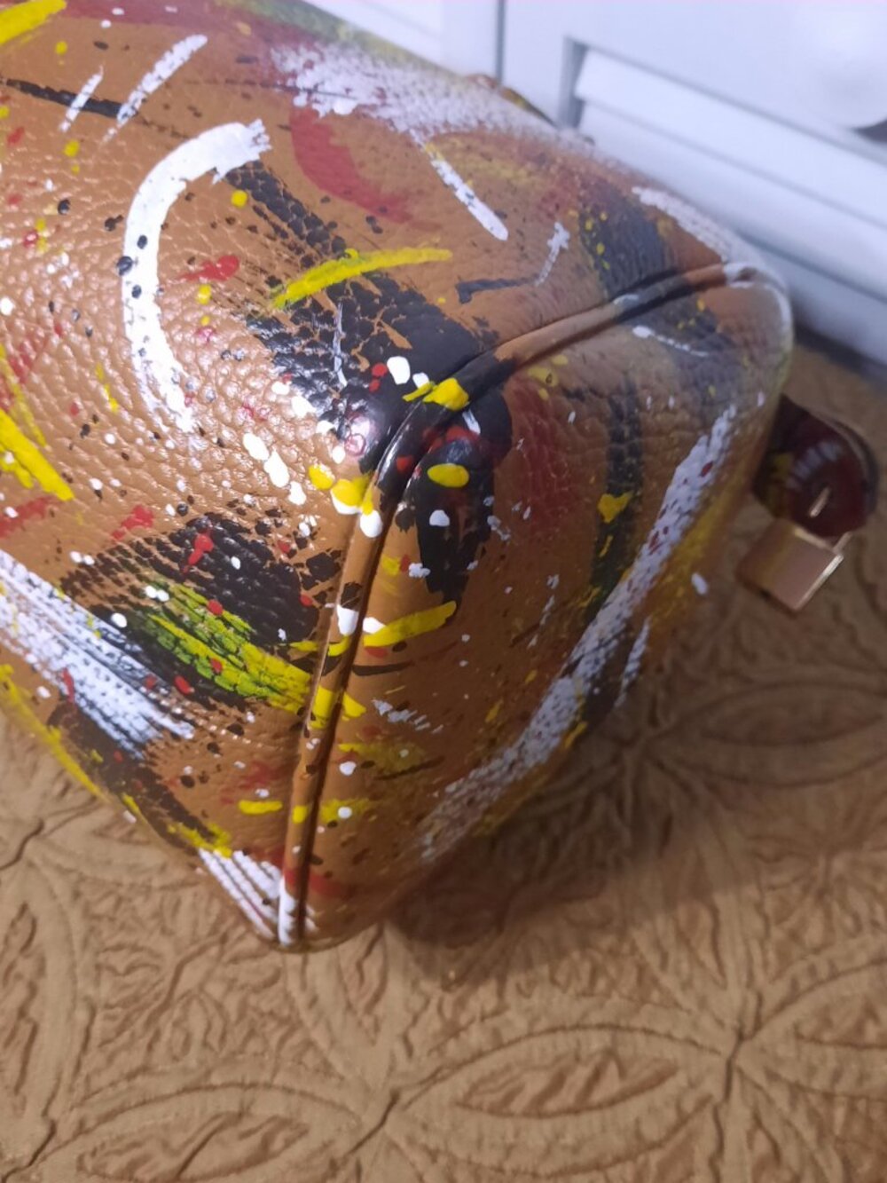 Dooney & Bourke Dipinta Inspired Hand Painted Vintage Speedy Style Barrel Bag - Picture 10 of 16
